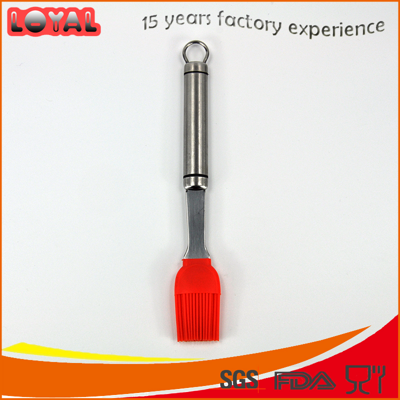 Oil basting silicone cooking brush