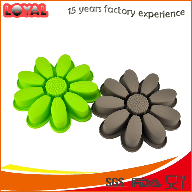 Floral design silicone bakeware cake pan