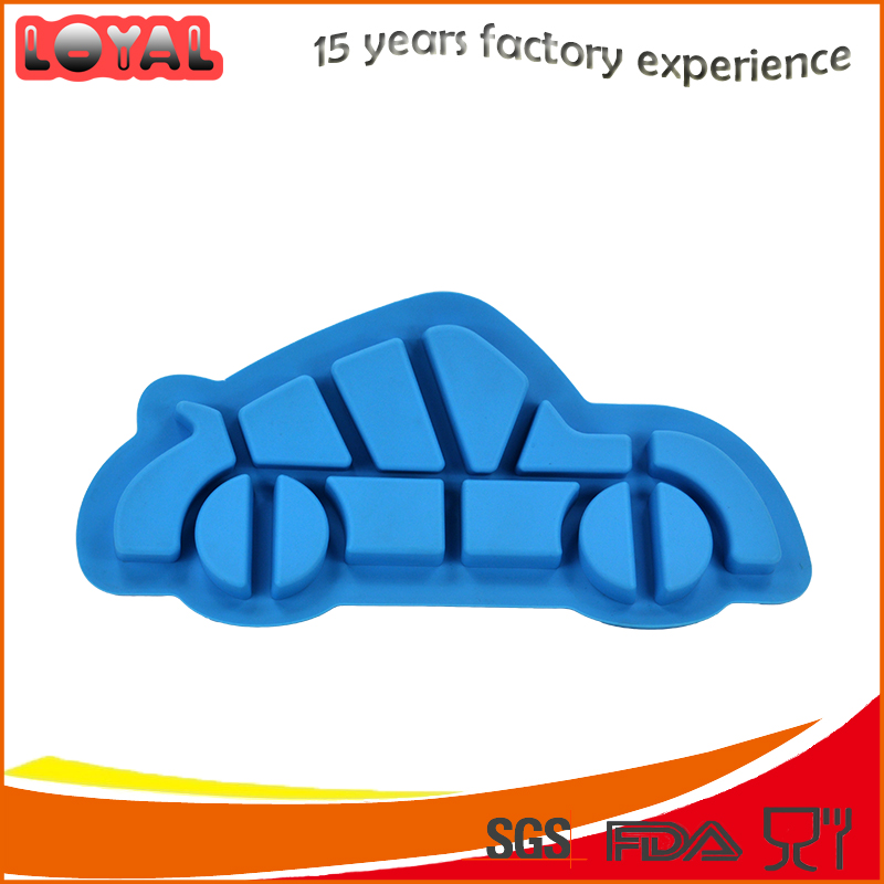 Novelty car shaped silicone cake mold