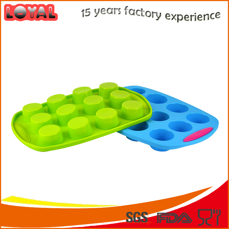Colorful silicone muffin cup cake pan