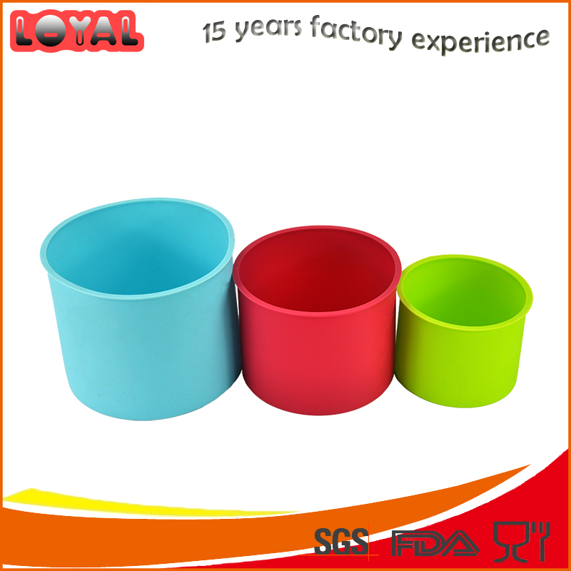 Fashionable kitchenware colorful silicone bucket in different size