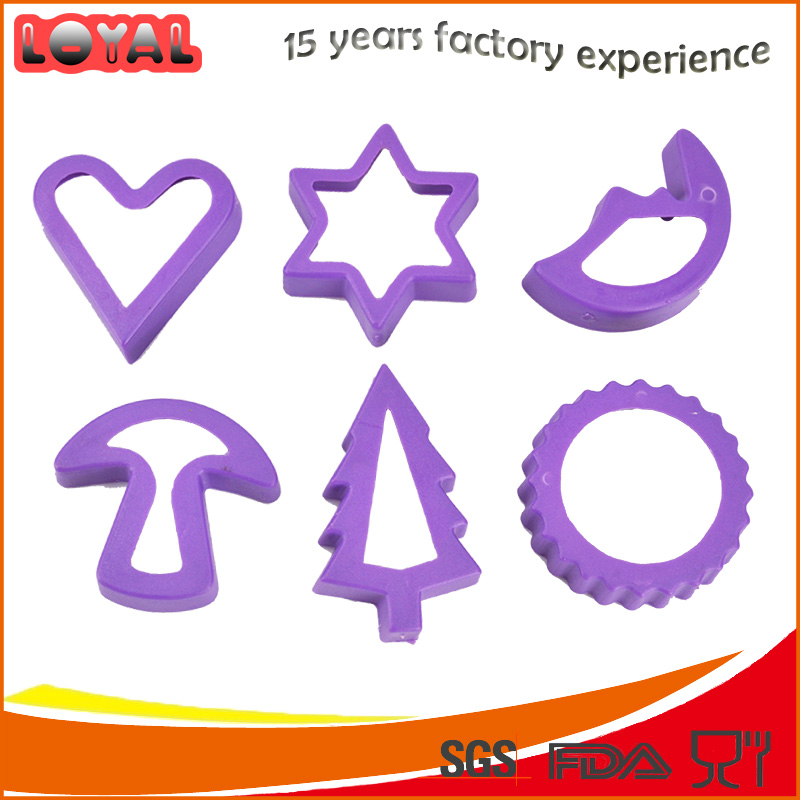 FDA approved plastic cookie cutter biscuits maker mold in different shapes